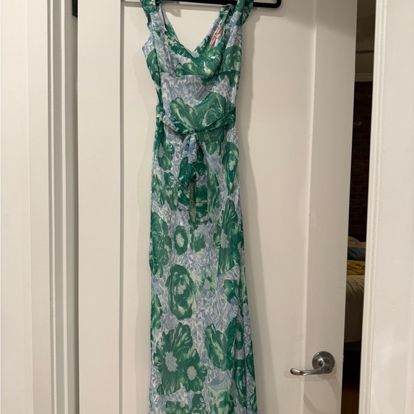 Floral Green and White Maxi Dress - Picture 4 of 4